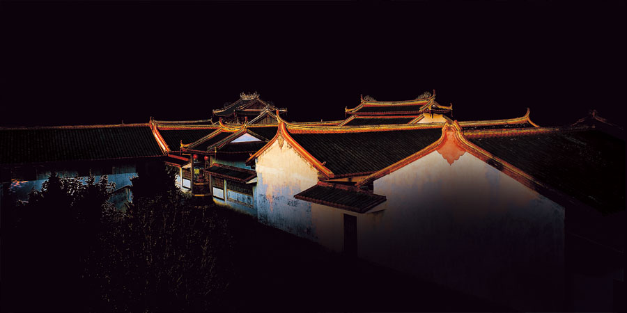  黑眼睛广告为灵光寺景区拍摄的夕阳下的全景