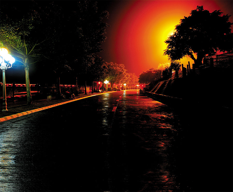 黑眼睛广告为雁鸣湖旅游度假村宣传推广拍摄的风光图片之夜景