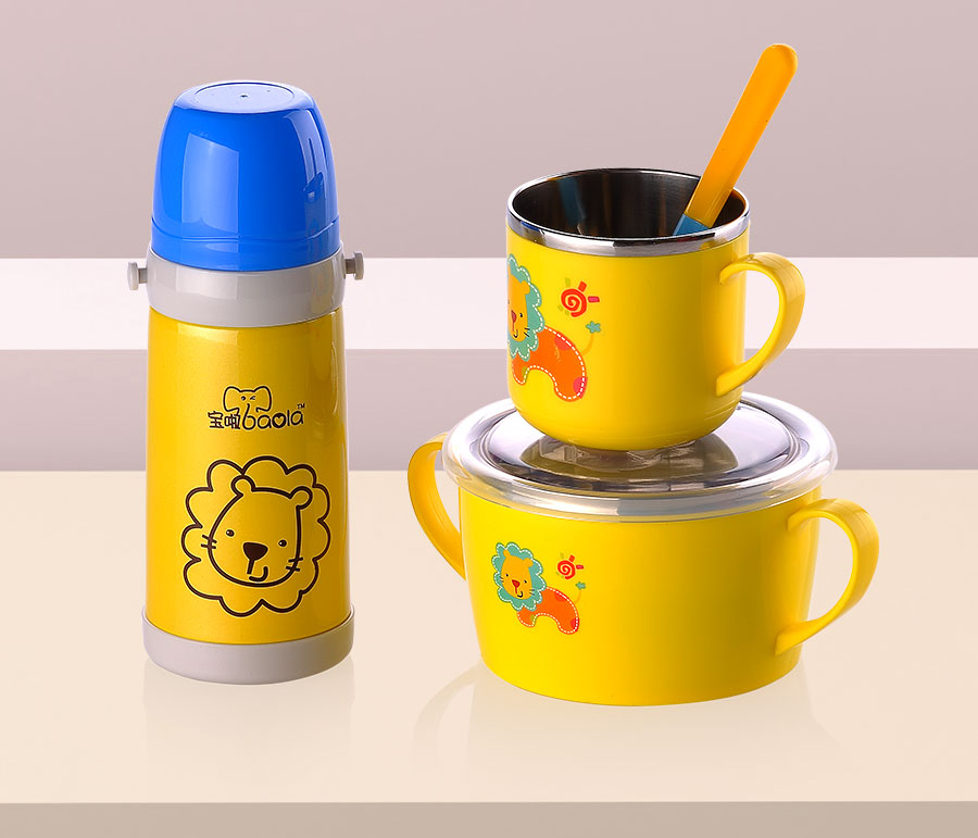 黑眼睛广告为宝啦儿童餐具拍摄的不锈钢套装餐具