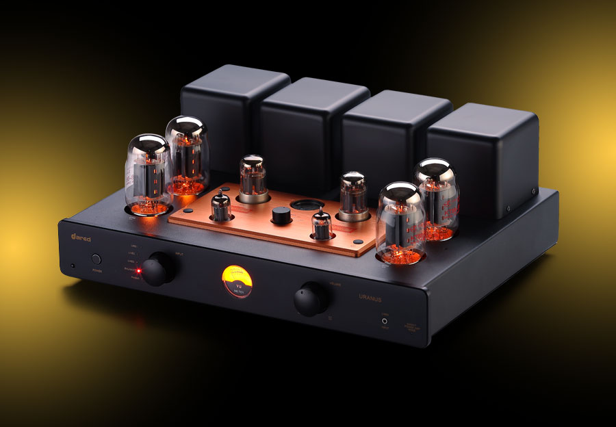 黑眼睛广告为胆艺高音响器材有限公司拍摄的天王星胆机侧面