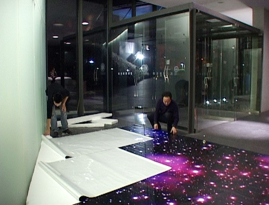 万科圣诞节氛围营造-万科总部布置开始